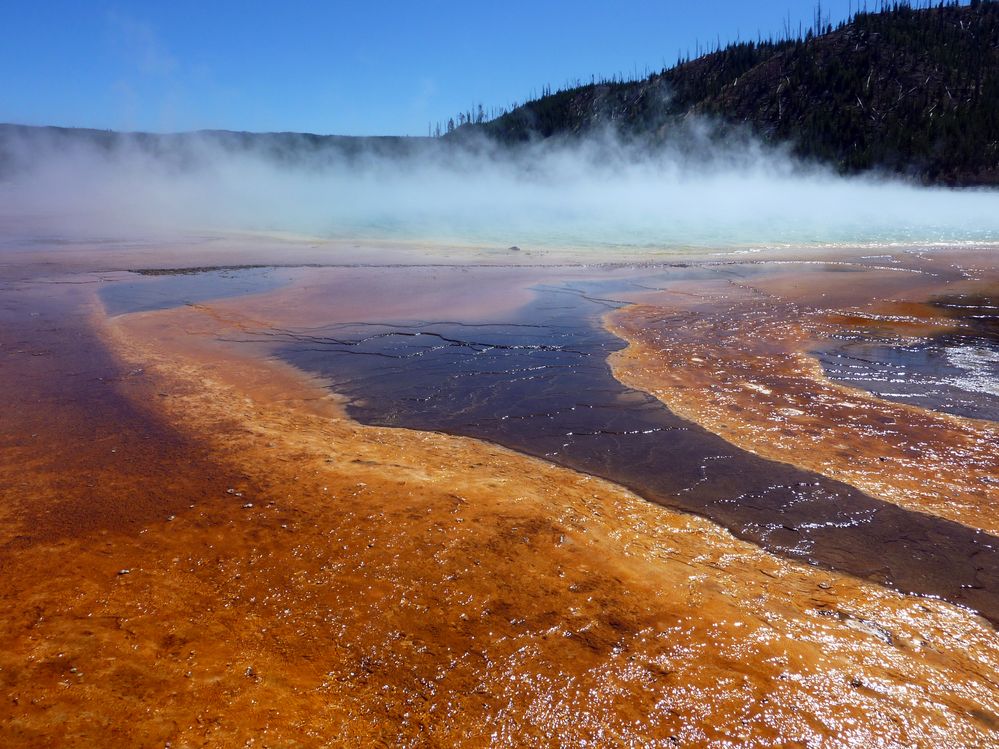 Yellowstone Midway Geyser Basin Grand Prismatic Spring (9).JPG